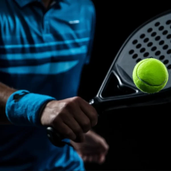 Padel players discovering unknown Padel facts on the court